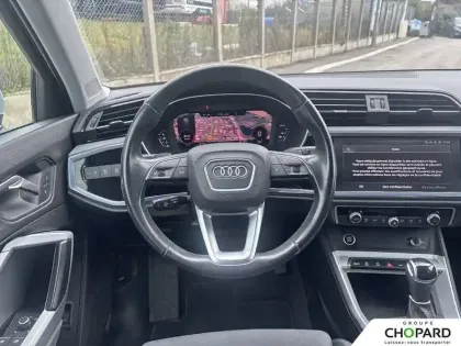 Photo 16 Audi Q3  35 TFSI 150 ch S tronic 7