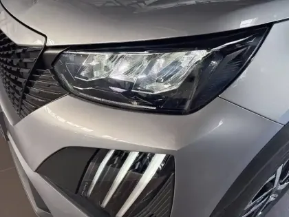 Photo 14 Peugeot 2008  100 S&S BVM6
