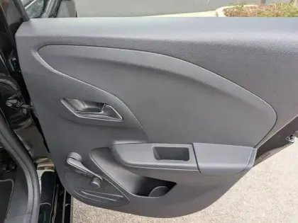 Photo 13 Opel Corsa  Electrique 136 ch & Batterie 50 kWh