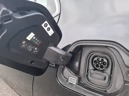 Photo 10 Opel Corsa  Electrique 136 ch & Batterie 50 kWh