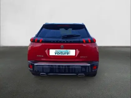 Photo 38 Peugeot 2008  PureTech 130 S&S BVM6