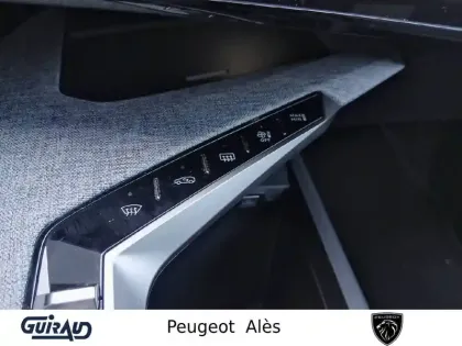 Photo 18 Peugeot 3008  Hybrid 145 e-DCS6