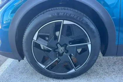 Photo 9 Peugeot 408  PureTech 130 ch S&S EAT8