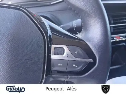 Photo 17 Peugeot 208  PureTech 100 S&S BVM6