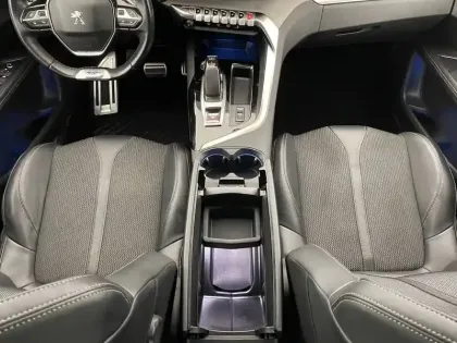Photo 26 Peugeot 3008  Hybrid 225 e-EAT8 PMR PEDALE ACCELERATEUR GAUCHE 