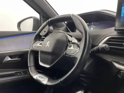 Photo 30 Peugeot 3008  Hybrid 225 e-EAT8 PMR PEDALE ACCELERATEUR GAUCHE 