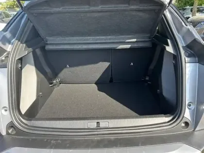 Photo 10 Peugeot 2008  Hybrid 110 ch e-DCS6