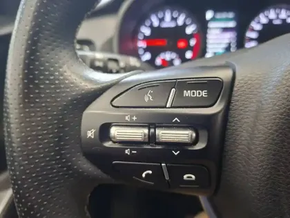 Photo 19 Kia Rio  1.0 T-GDi 100 ch DCT7