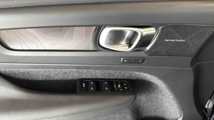 Photo 16 Volvo XC40  T4 Recharge 129+82 ch DCT7