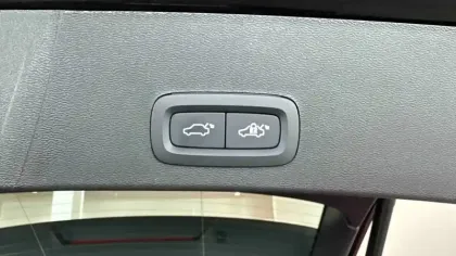 Photo 9 Volvo XC40  T4 Recharge 129+82 ch DCT7