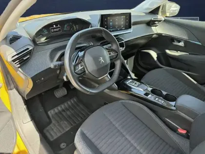 Photo 15 Peugeot 208  Electrique 50 kWh 136ch