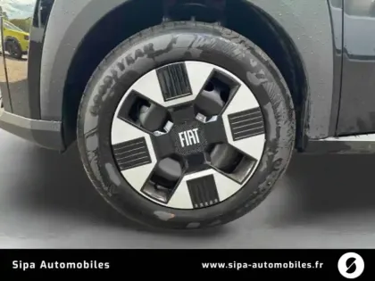Photo 8 Fiat Panda Grande  T-Gen 3 1.2 Hybrid Turbo 110 ch eDCT6