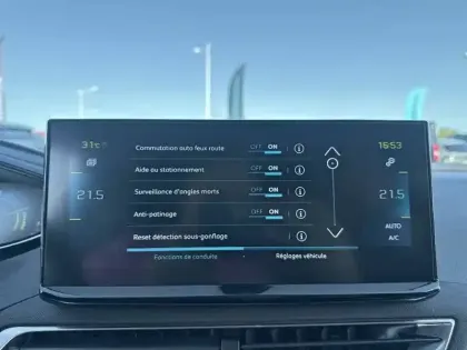 Photo 28 Peugeot 3008  Hybrid 225 e-EAT8