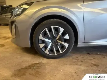 Photo 11 Peugeot 208  PureTech 75 S&S BVM5