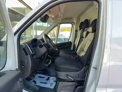 Photo 6 Peugeot Boxer  FGN 3.3 T L2H2 140 S&S BVM6