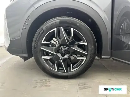 Photo 5 Peugeot 5008  Hybrid 145 ch e-DCS6