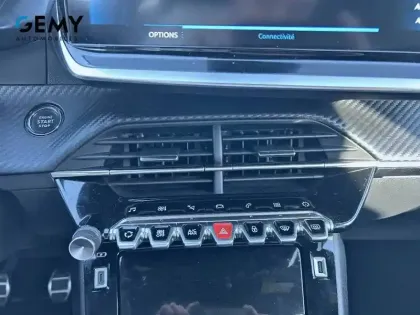 Photo 17 Peugeot 208  PureTech 100 S&S BVM6