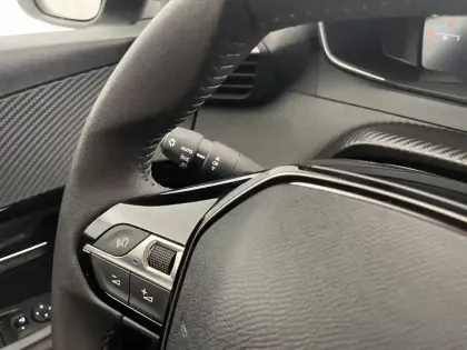 Photo 27 Peugeot 208  100 S&S BVM6