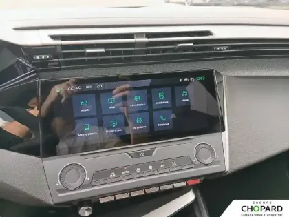 Photo 13 Peugeot 308  SW Hybrid 145 e-DCS6