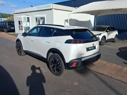 Photo 6 Peugeot 2008  PureTech 100 S&S BVM6