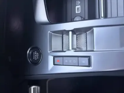 Photo 14 Peugeot 308  PHEV 180 e-EAT8