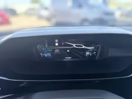 Photo 36 Peugeot 308  PHEV 180 e-EAT8