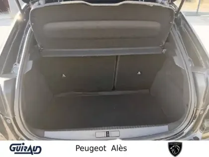 Photo 6 Peugeot 208  Hybrid 110 ch e-DCS6