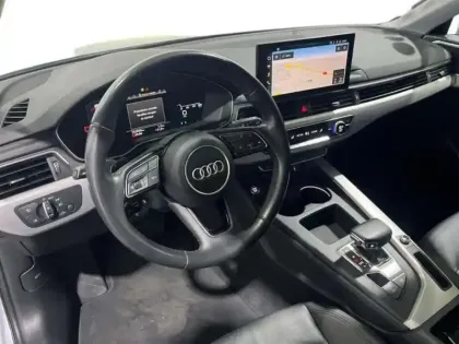 Photo 8 Audi A4 35 TFSI 150 S tronic 7 Avus