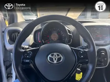 Photo 12 Toyota Aygo  1.0 VVT-i 69ch x-play 5p