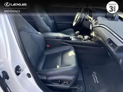 Photo 5 Lexus UX  300e Le