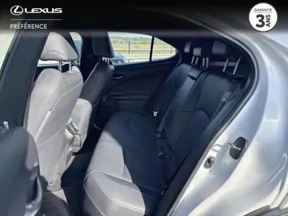 Photo 11 Lexus UX  300e Le