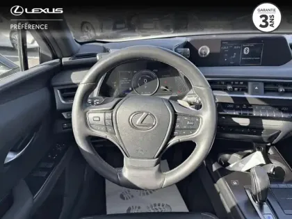 Photo 8 Lexus UX  300e Le
