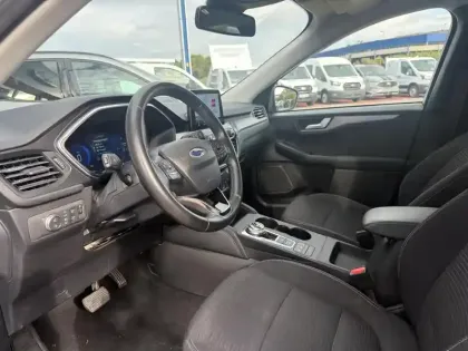 Photo 9 Ford Kuga  2.5 Duratec 190ch FHEV E85 Titanium BVA