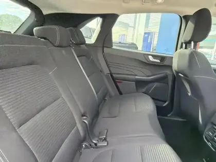Photo 12 Ford Kuga  2.5 Duratec 190ch FHEV E85 Titanium BVA