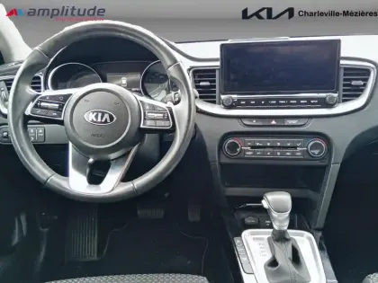 Photo 13 Kia Xceed  1.6 GDi 105ch + Plug-In 60.5ch Active DCT6