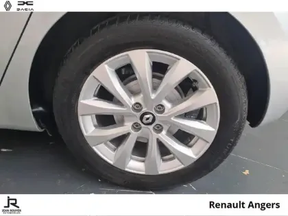 Photo 7 Renault Clio  1.6 E-Tech 145ch full hybrid Evolution