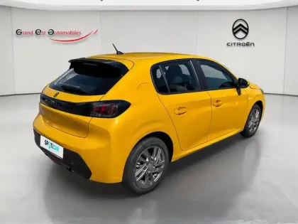 Photo 20 Peugeot 208  1.2 100ch S&S Active + Attelage