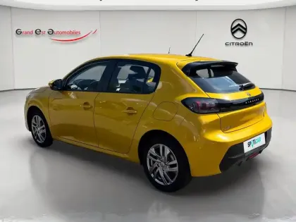 Photo 17 Peugeot 208  1.2 100ch S&S Active + Attelage