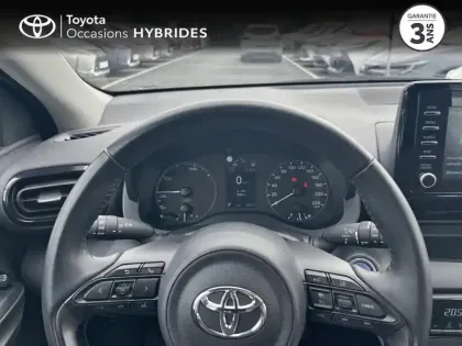 Photo 12 Toyota Yaris  116h Dynamic 5p MC24