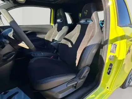 Photo 10 Abarth 500  e 155ch Turismo