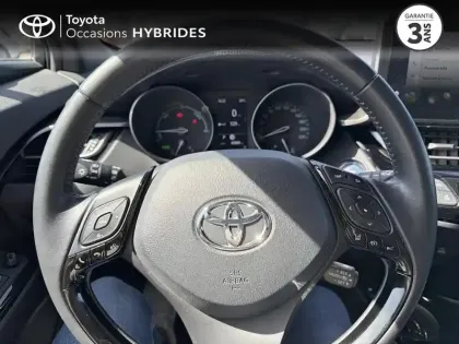 Photo 7 Toyota C-HR  1.8 Hybride 122ch Design Ultimate E-CVT
