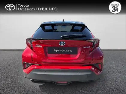Photo 13 Toyota C-HR  1.8 Hybride 122ch Design Ultimate E-CVT