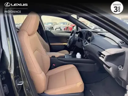 Photo 5 Lexus UX  300h F SPORT Design MY26