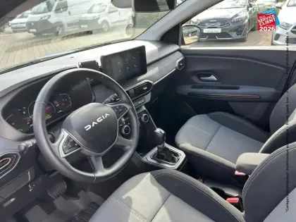 Photo 14 Dacia Jogger  1.6 hybrid 140ch Extreme 7 places