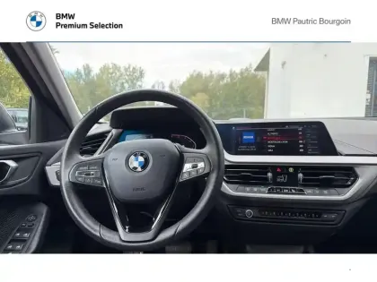 Photo 7 BMW Serie 1 Série 1 116dA 116ch Business Design DKG7