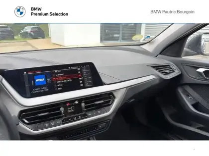 Photo 13 BMW Serie 1 Série 1 116dA 116ch Business Design DKG7