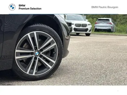 Photo 8 BMW Serie 1 Série 1 116dA 116ch Business Design DKG7
