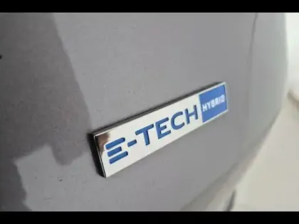 Photo 9 Renault Captur  1.6 E-Tech hybride 145ch Techno