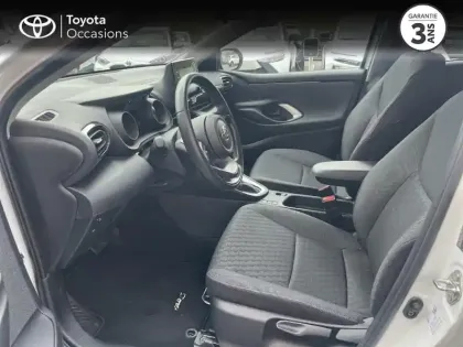 Photo 10 Toyota Yaris  116h Design 5p