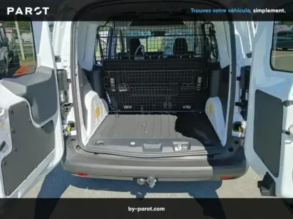 Photo 10 Ford Transit Courier Fourgonnette 1.0 EcoBoost 100ch Cabine Approfondie Trend